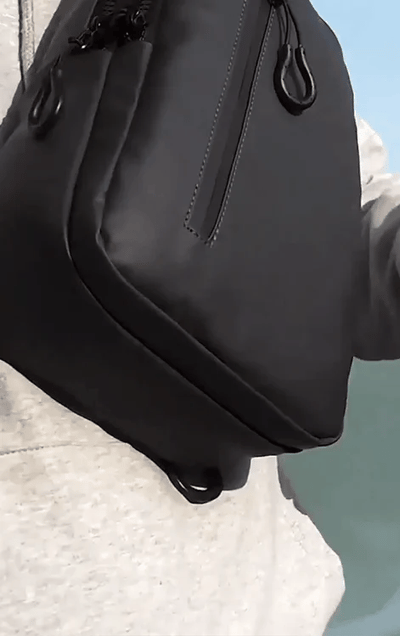 Coziro Smart Shoulder Bag – Waterproof & USB Charging Port