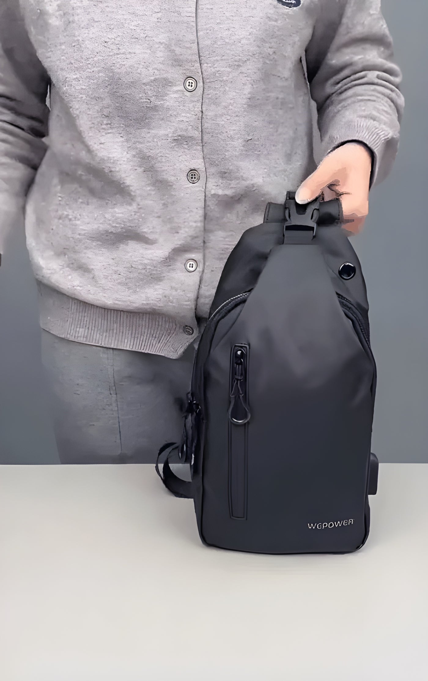 Coziro Smart Shoulder Bag – Waterproof & USB Charging Port